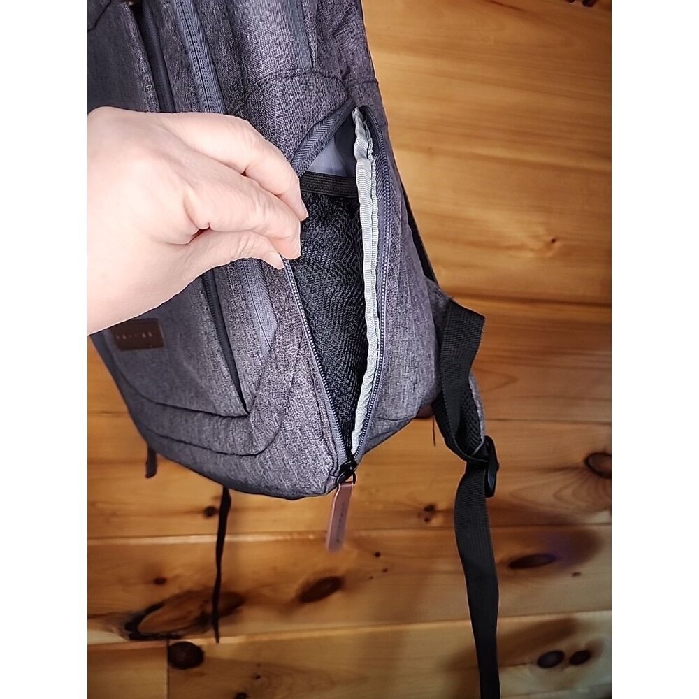 KROSER 17 Inch Travel Computer Backpack Gray Charger Cable - Picture 8 of 11